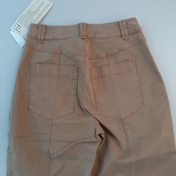 NWT Women's Size 2 Stretch Camel Chino Tan Pants - Amazon Essentials - Picture 9 of 11